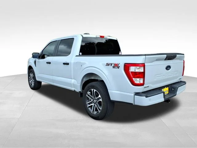 Used 2022 White Ford XL image 6