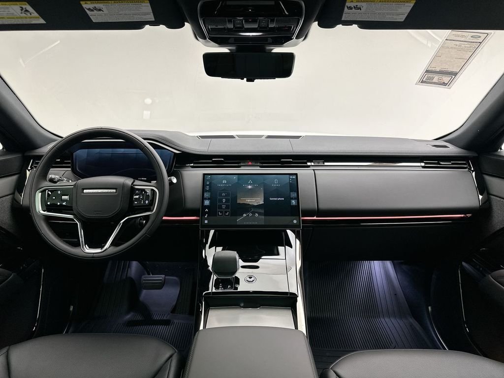 New 2026 Fuji White Land Rover SE image 8