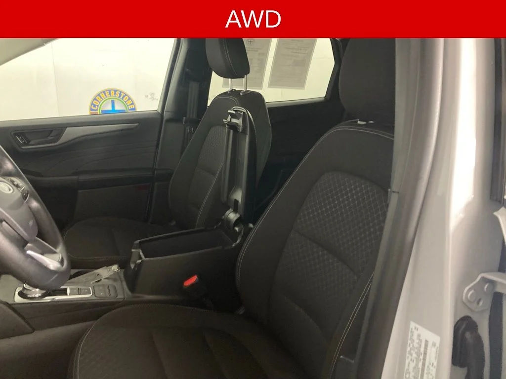 Used 2025 Silver Ford Active image 11