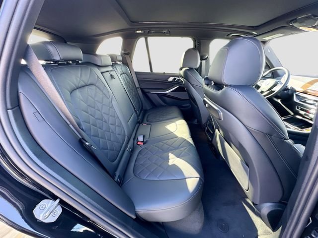 New 2026 Black BMW sDrive40i image 22