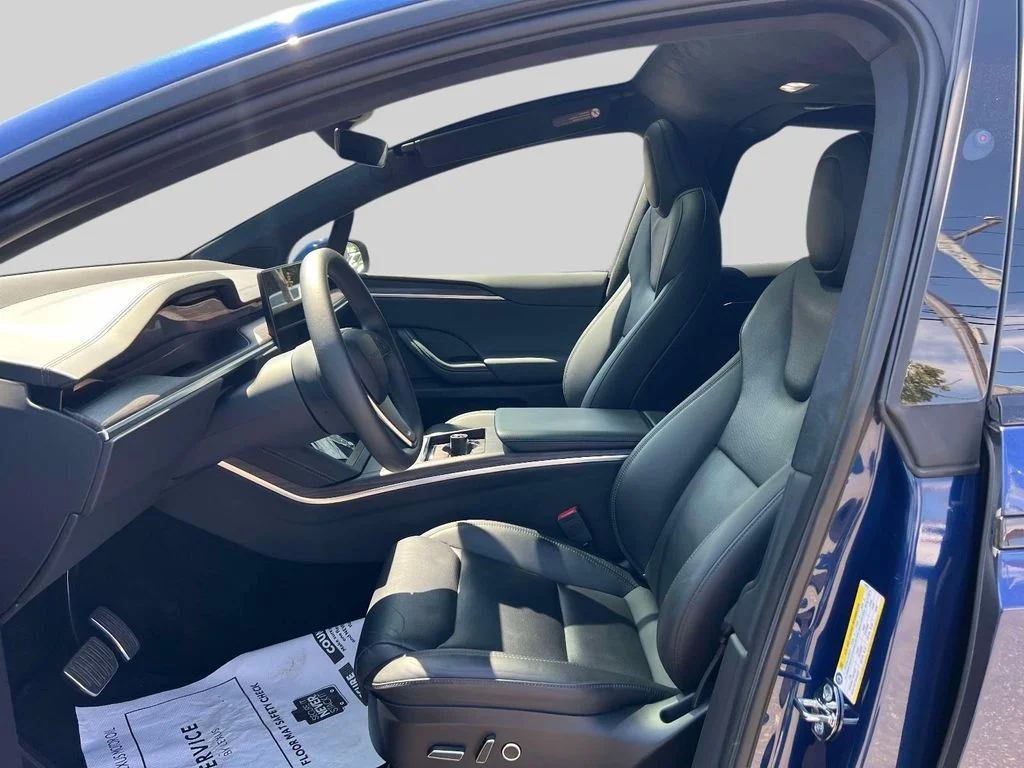 Used 2023 Blue Tesla Standard Range image 13