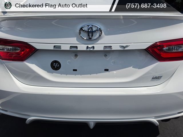 Used 2018 Super White Toyota SE image 7