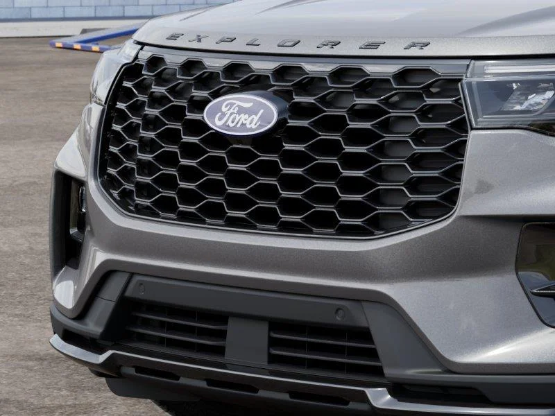 New 2027 Carbonized Gray Metallic Ford ST-Line image 17