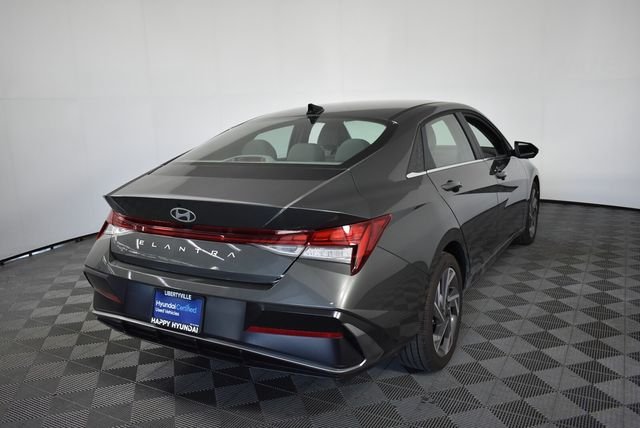 2025 Hyundai Elantra SEL - Photo 8
