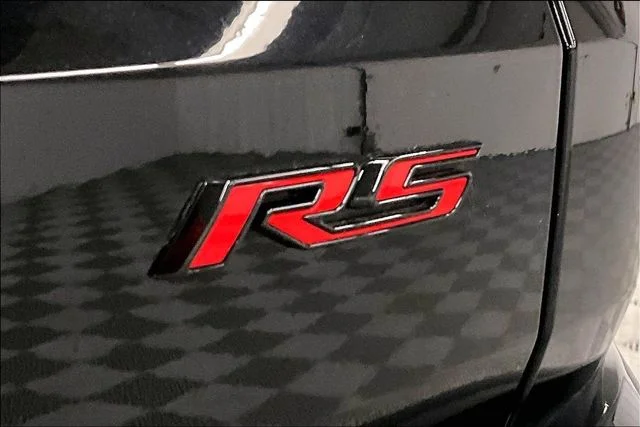 Used 2025 Mosaic Black Metallic Chevrolet RS image 9