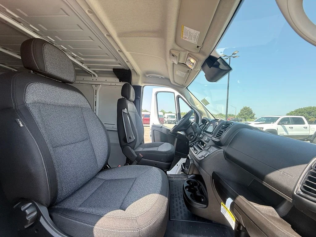 Used 2026 White Ram Base image 26
