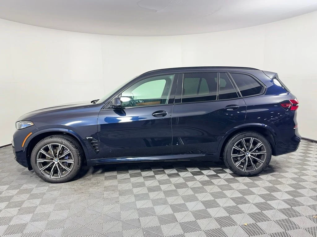 Certified Used 2024 Carbon Black Metallic BMW xDrive40i image 8