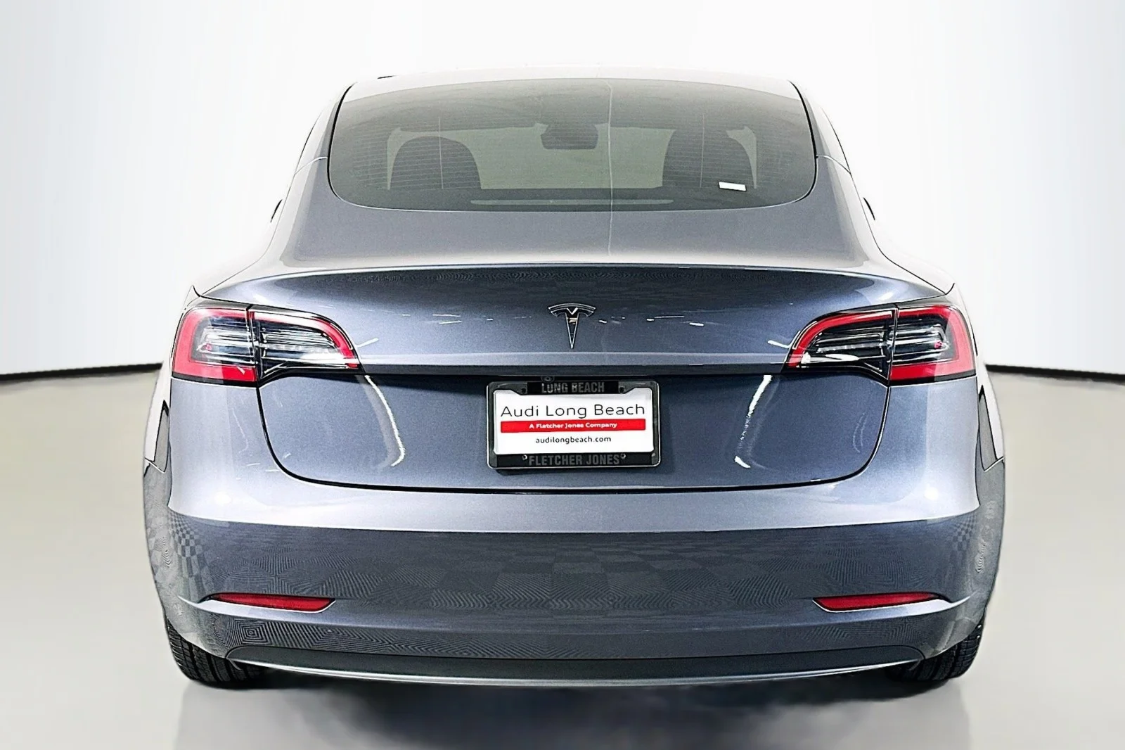 Used 2023 Midnight Silver Metallic Tesla  image 3
