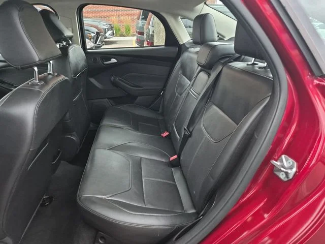 Used 2015 Red Ford Titanium image 24