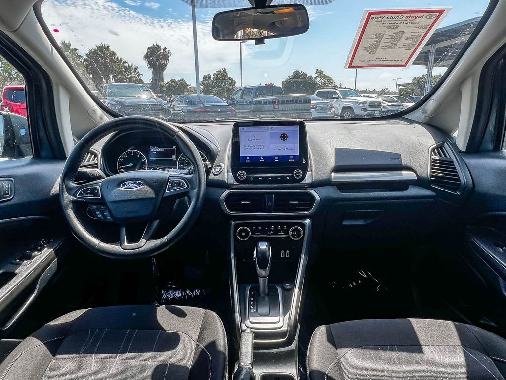 Used 2020 Gray Ford SE image 12