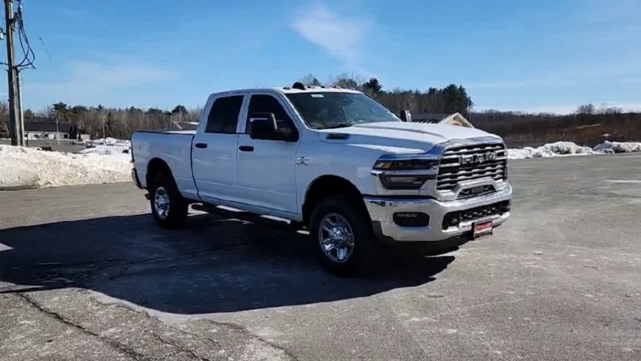 New 2026 Bright White Clear-Coat Exterior Paint RAM Tradesman image 2