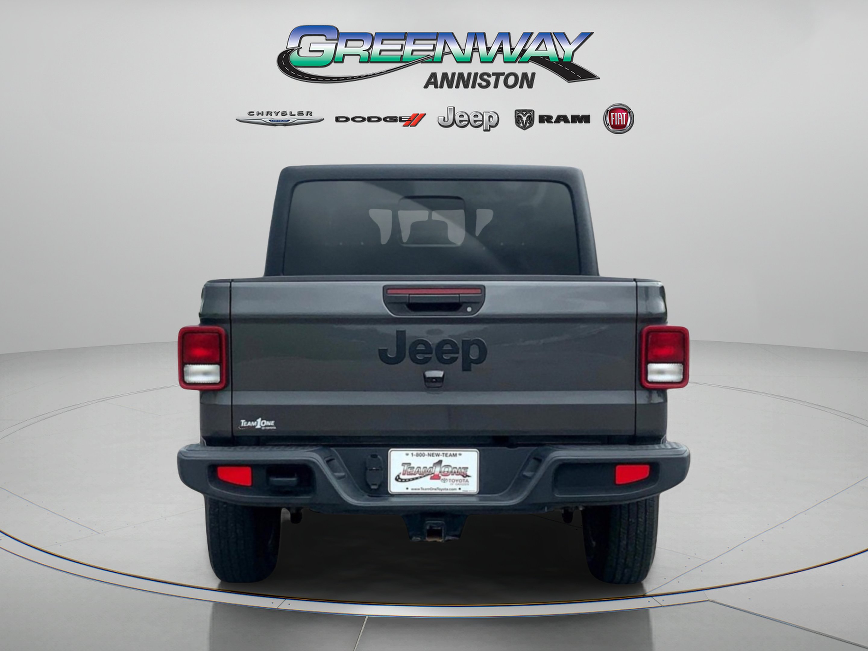 Used 2022 Granite Crystal Metallic Clearcoat Jeep  image 6