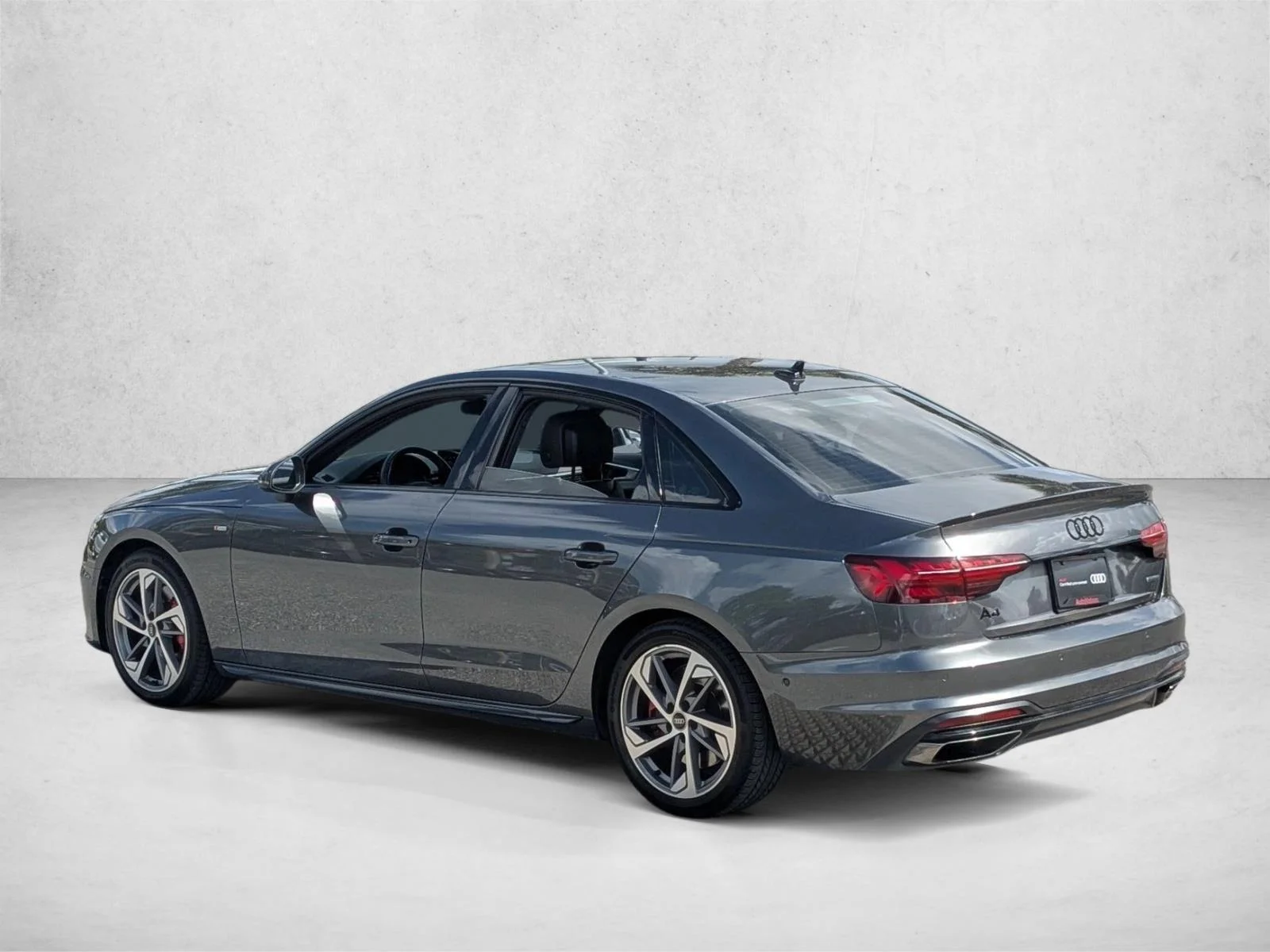 Used 2023 Daytona Gray Pearl Effect Audi S line Prestige image 8