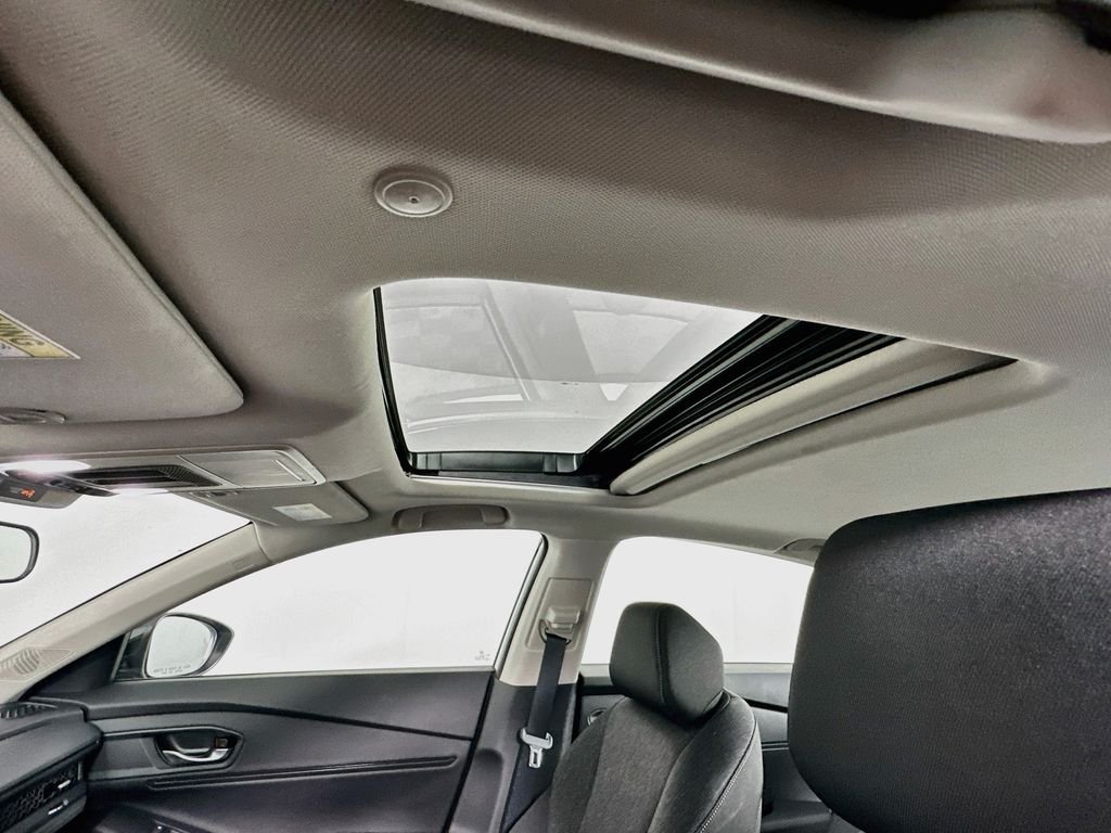 2025 Honda Accord SE - Photo 21