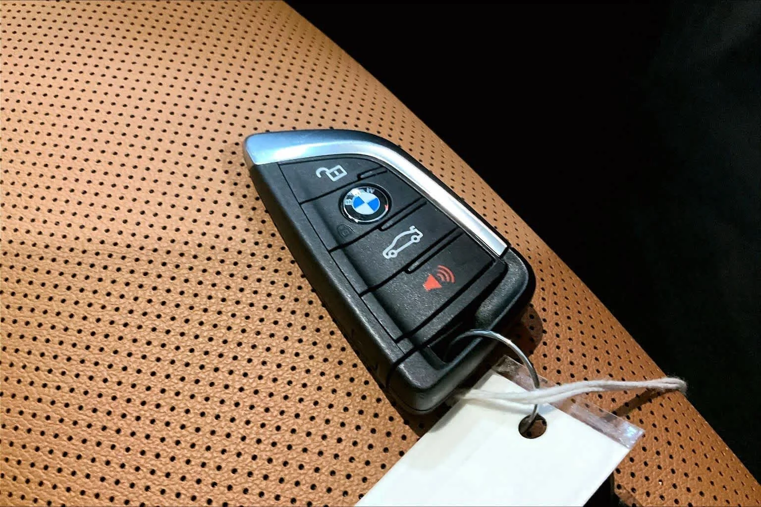 Used 2023 Aventurin Red Metallic BMW 530i xDrive image 14