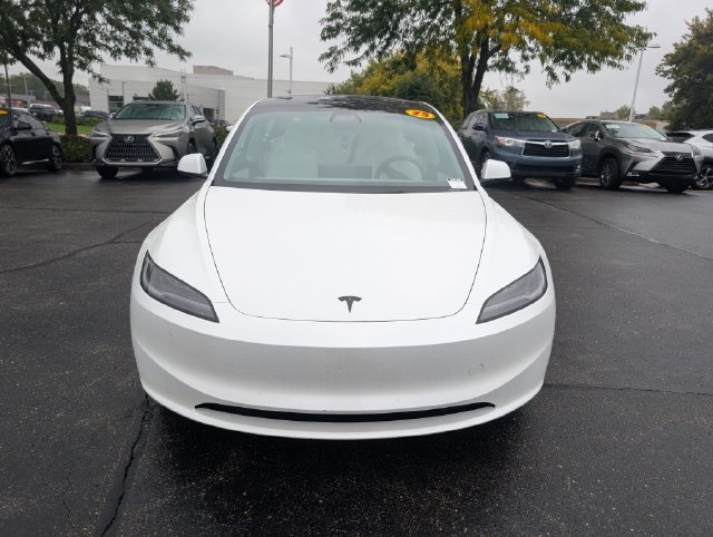 Used 2025 Pearl White Multi-Coat Tesla Long Range image 8