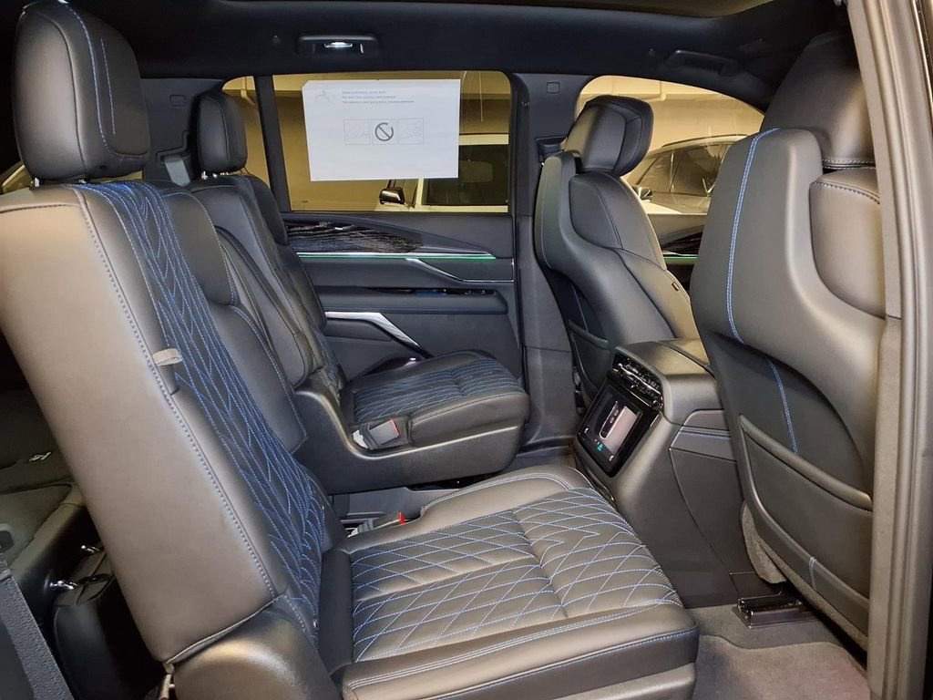 2026 Cadillac Escalade IQ Sport - Photo 7