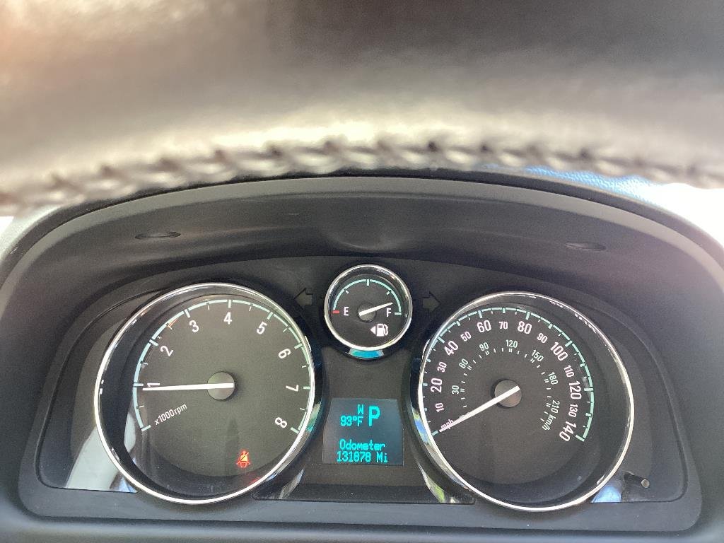 Used 2014 Arctic Ice Chevrolet LS image 8