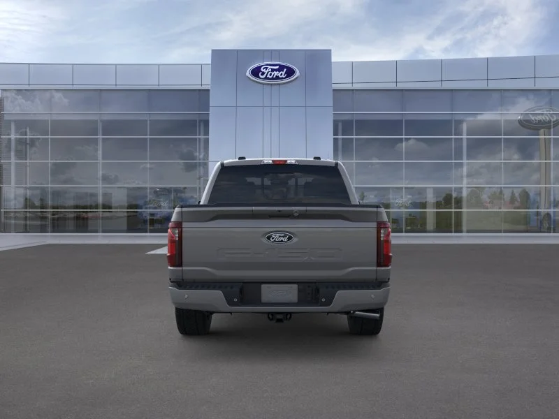 New 2026 Carbonized Gray Metallic Ford XLT image 36
