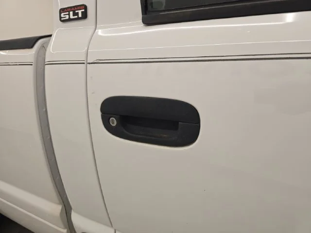 Used 2002  Dodge ST image 8