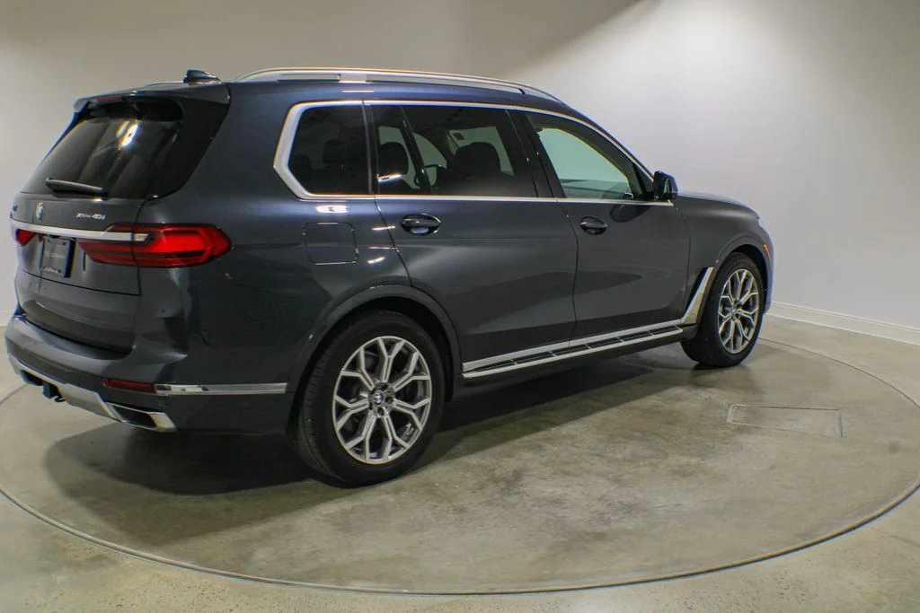Used 2020 Gray Metallic BMW xDrive40i image 5
