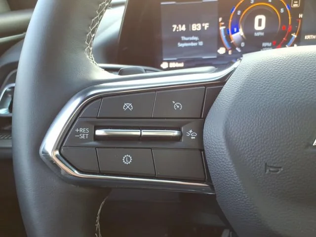 Used 2026 Summit White Chevrolet LT image 25