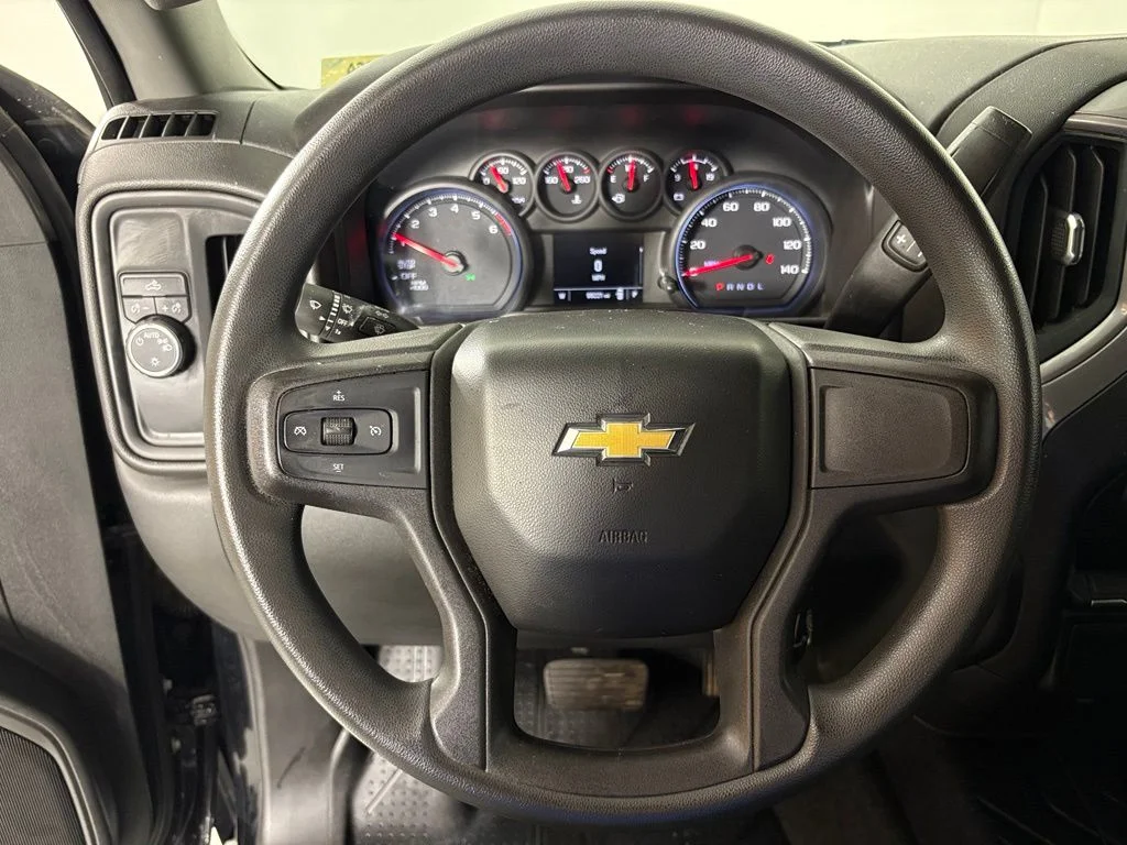 Used 2020 Black Chevrolet Custom image 21