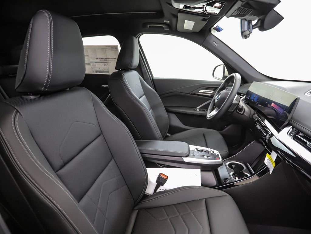 Used 2026 Gray Metallic BMW xDrive28i image 31