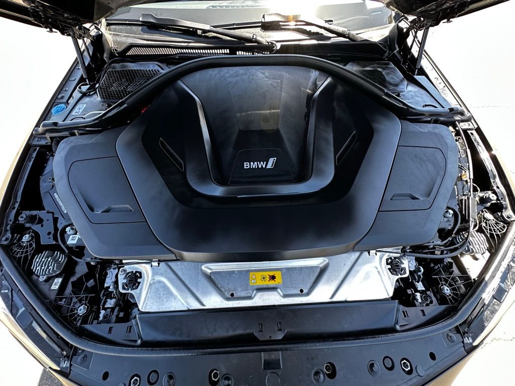 Used 2023 Jet Black BMW eDrive35 image 19