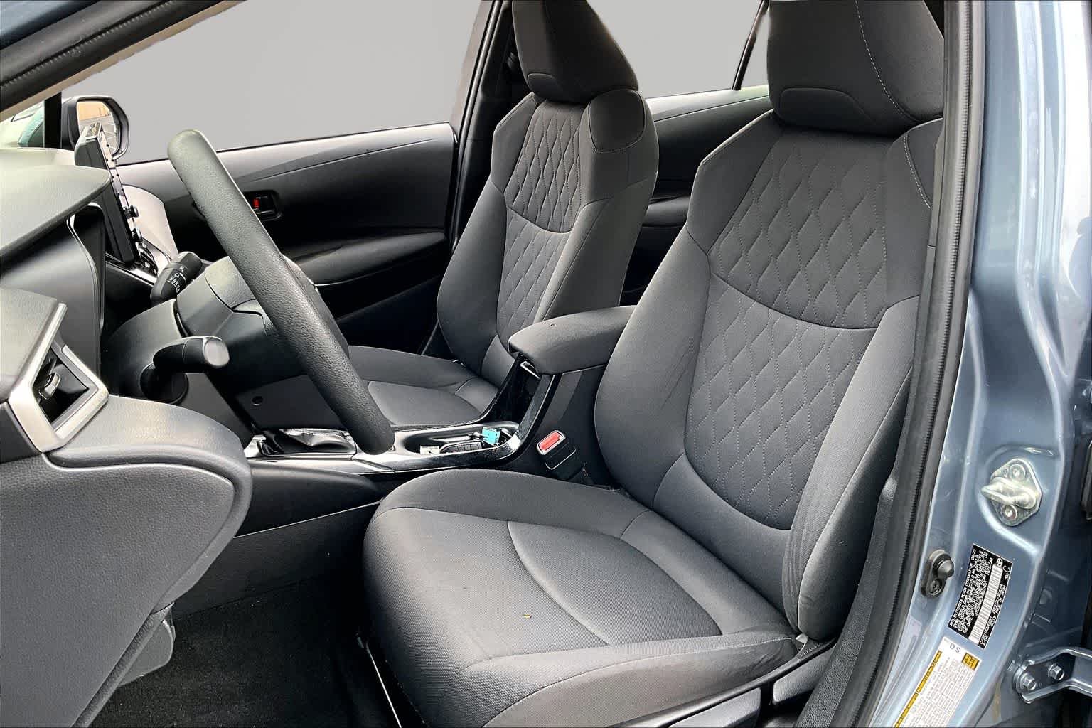 Used 2022 Celestite Toyota LE image 8