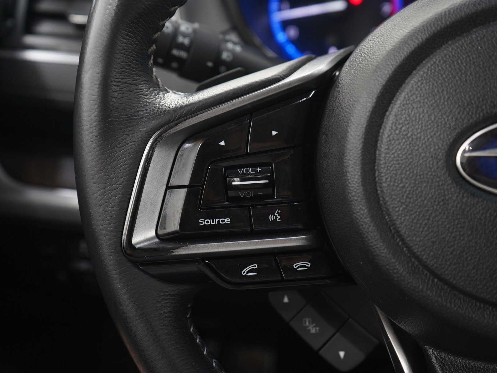 Used 2019 Ice Silver Metallic Subaru 2.5i image 26