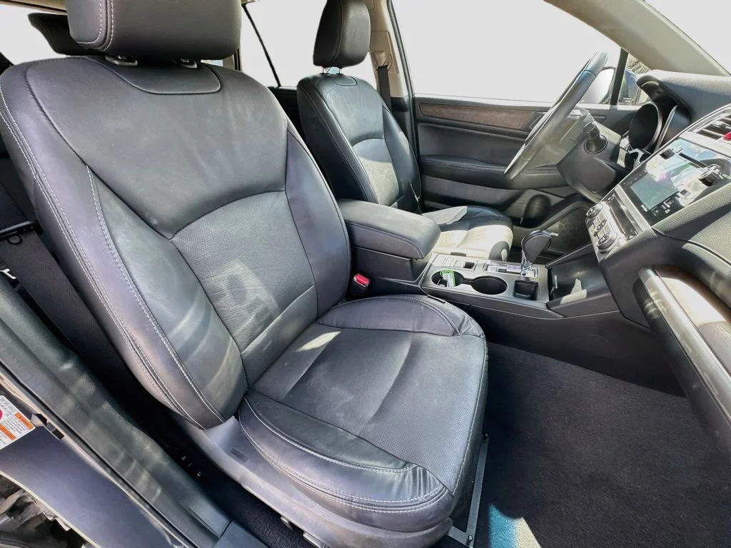 Used 2017 Gray Subaru 2.5i image 37