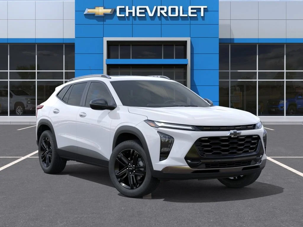 New 2026 Summit White Chevrolet ACTIV image 7