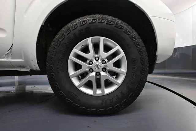 2014 Nissan Frontier SV - Photo 14