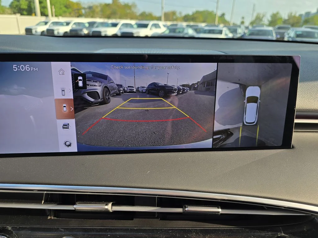 New 2026 Red Genesis 2.5T Select image 20