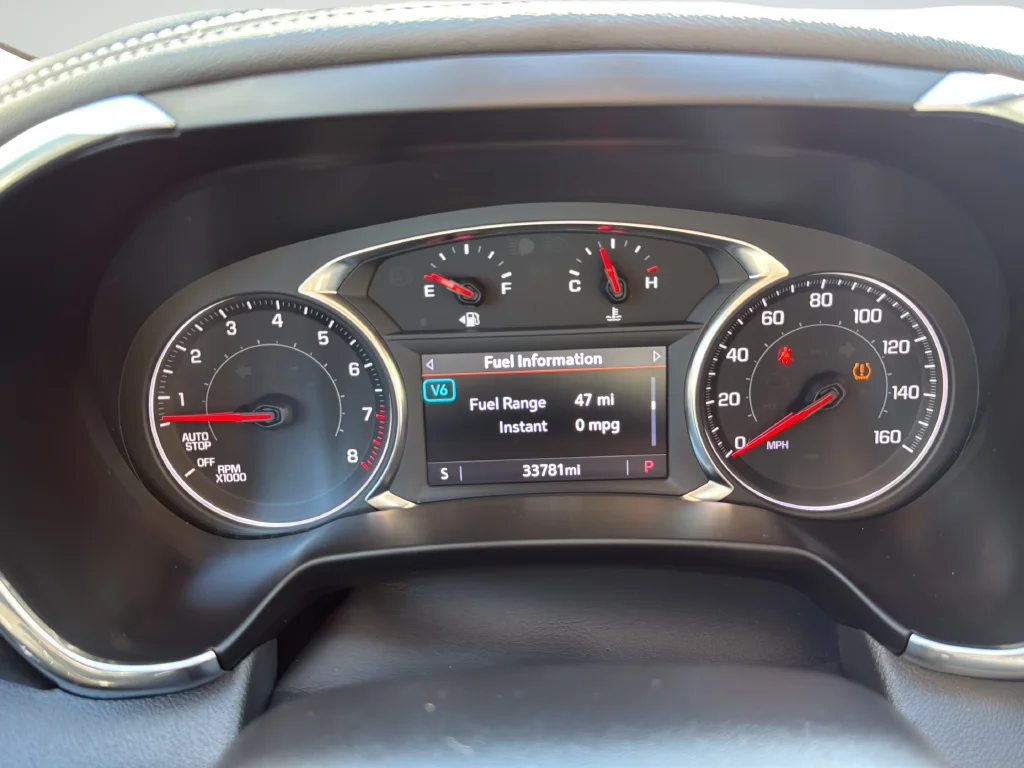 Used 2024 White Chevrolet LT image 29