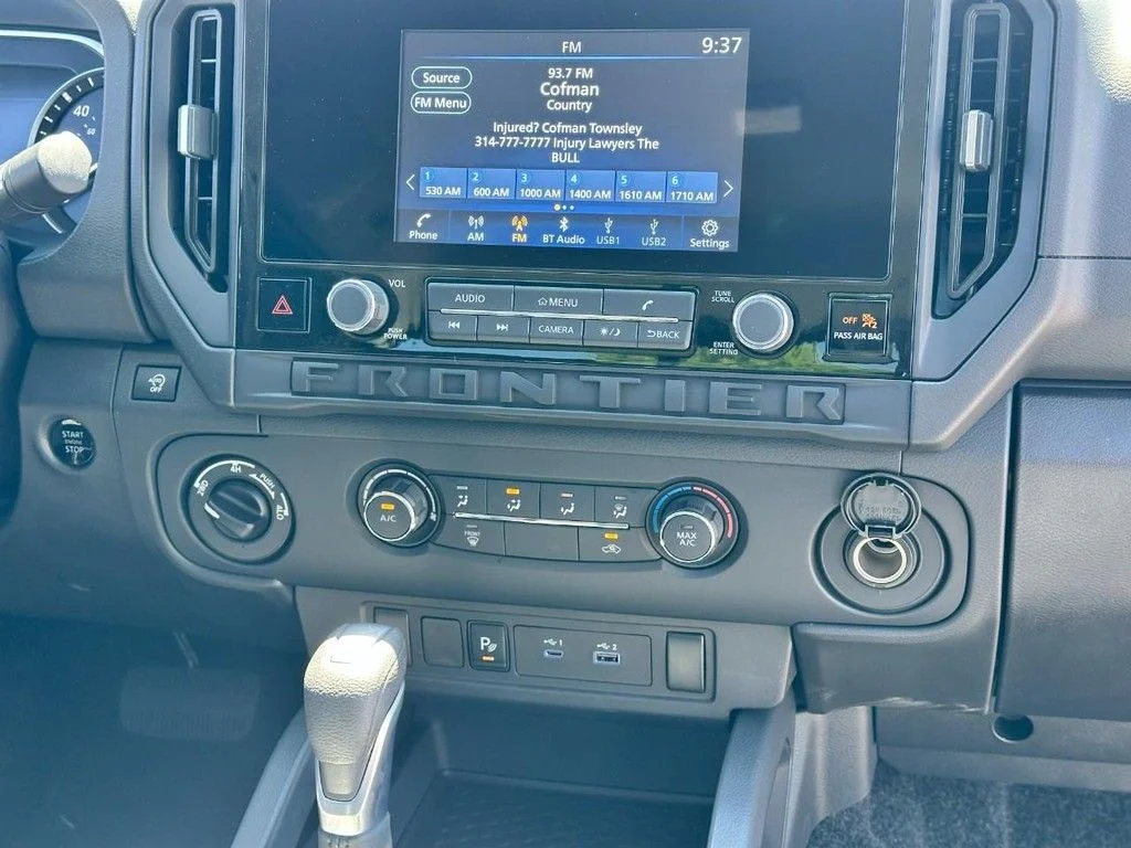 New 2026 Glacier White Nissan King Cab® S image 7