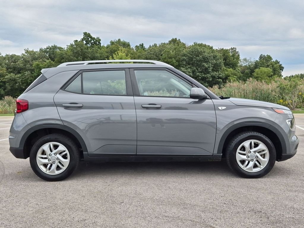Used 2020 Gray Hyundai SEL image 8