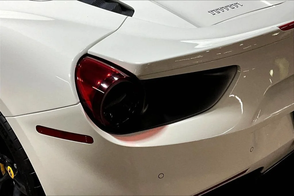 Used 2019 Bianco Avus Ferrari  image 20