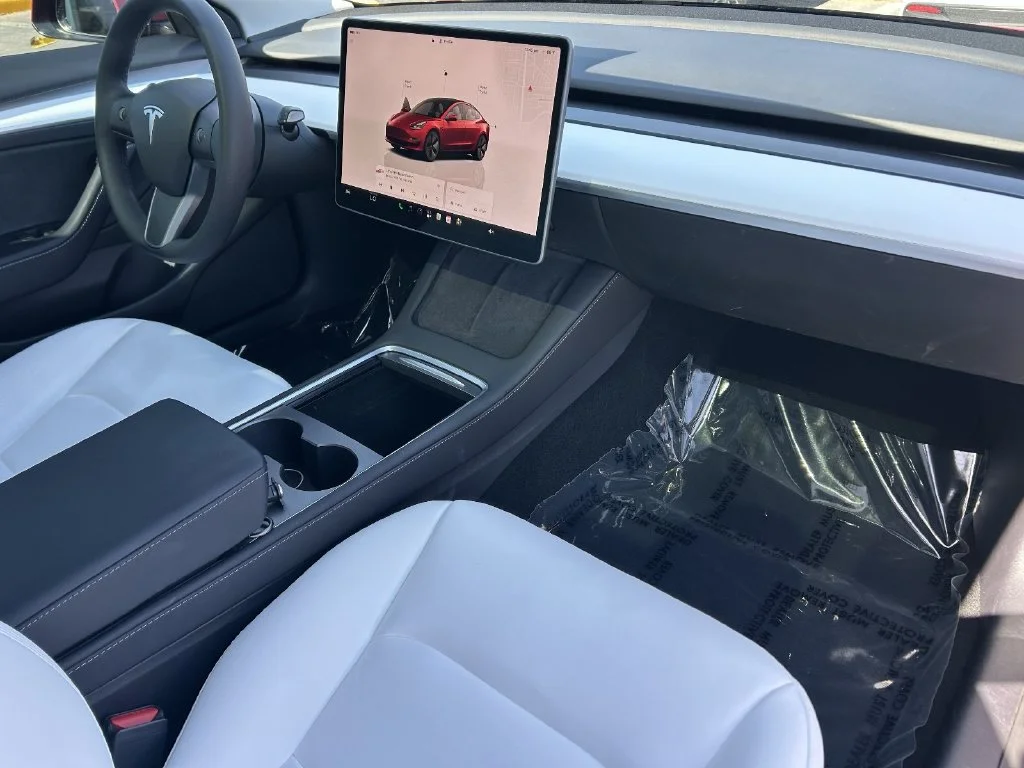Used 2022 Red Multi-Coat Tesla Long Range image 8