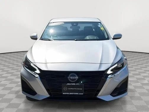 Certified Used 2023 Silver Nissan 2.5 SV image 8