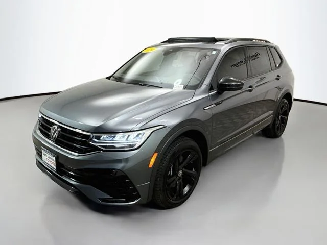 Used 2024 Gray Volkswagen 2.0T SE R-Line Black image 3
