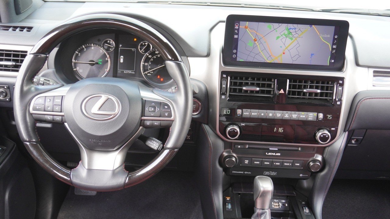 Certified Used 2023 EMINENT WHITE PEARL Lexus GX 460 Premium image 30