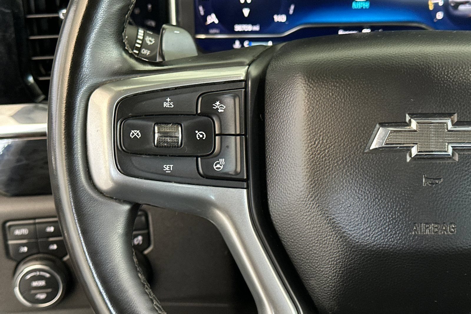 Used 2024 Summit White Chevrolet LT Trail Boss image 31