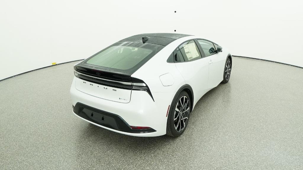 New 2026 Wind Chill Pearl Toyota XSE Premium image 78