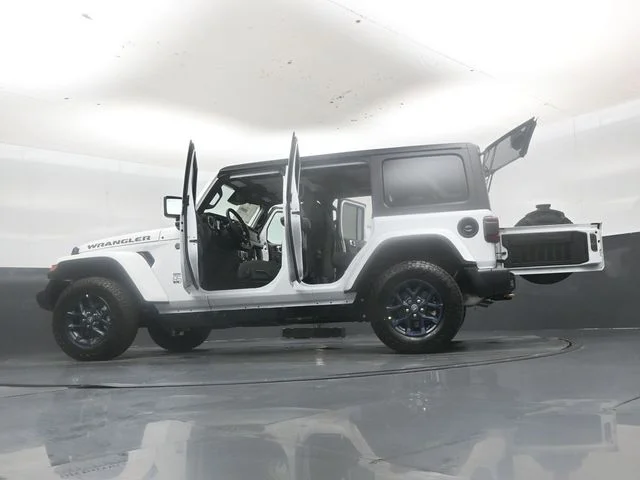 New 2026 Bright White Clear-Coat Exterior Paint Jeep 85th Anniversary Edition image 56
