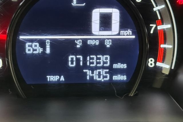 Used 2018 White Diamond Pearl Honda LX image 33