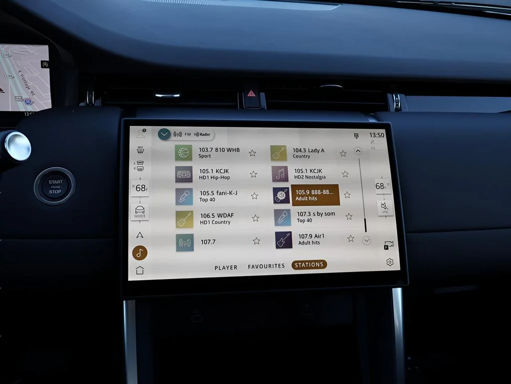 New 2025 Fuji White Land Rover S image 23