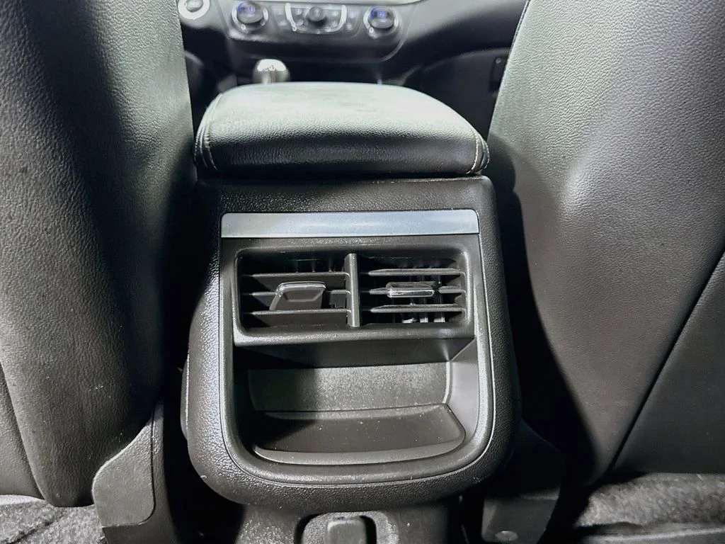 Used 2018 Blue Velvet Metallic Chevrolet LT image 29