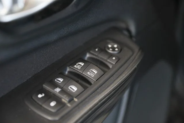 Used 2016 Gray Jeep Latitude image 15